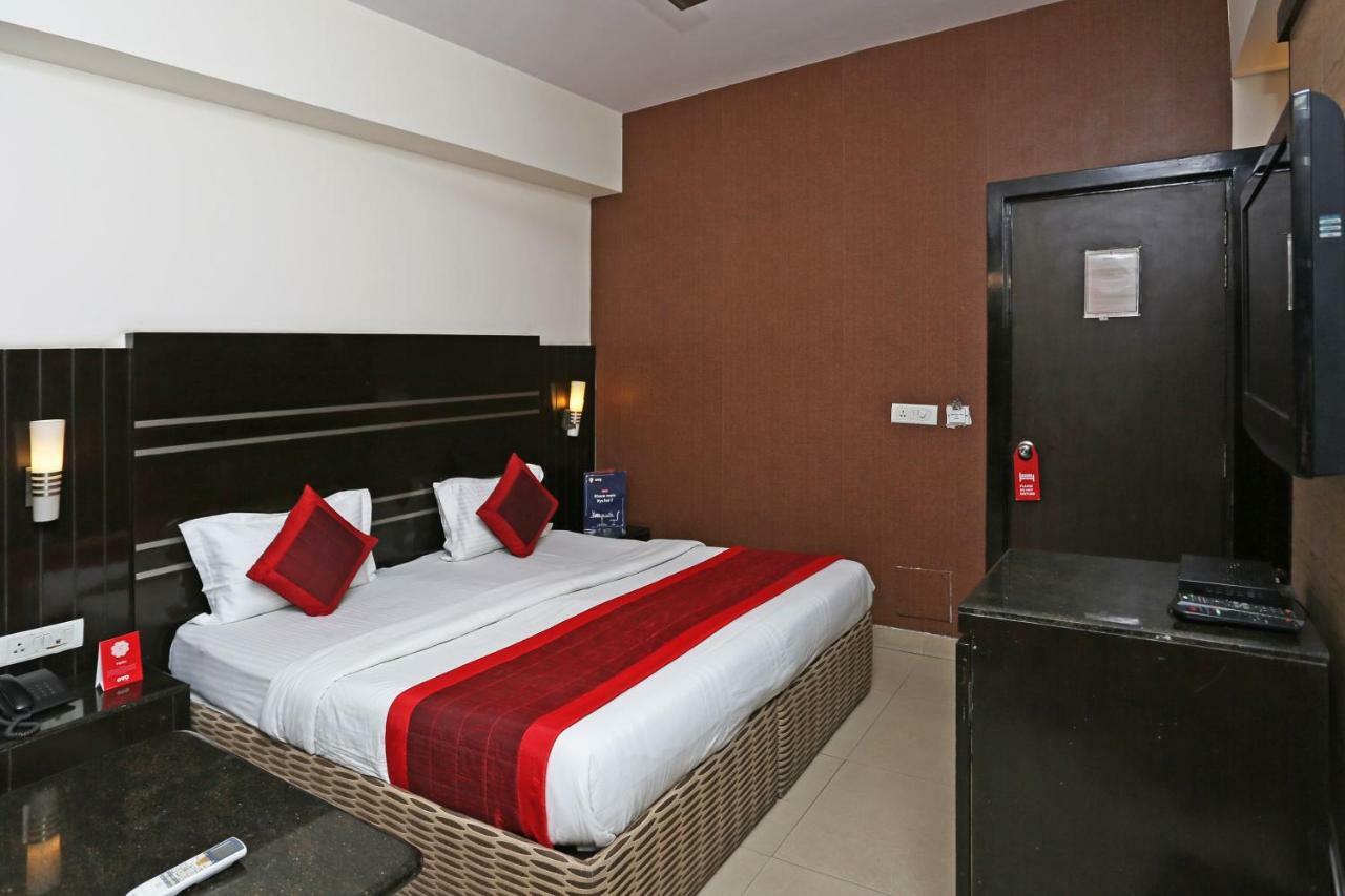 Oyo 13541 Otani Hotel Delhi  Exterior foto
